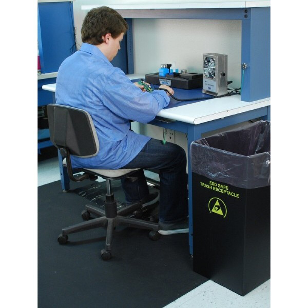Desco 15011 Statfree CV280 PVC Cond