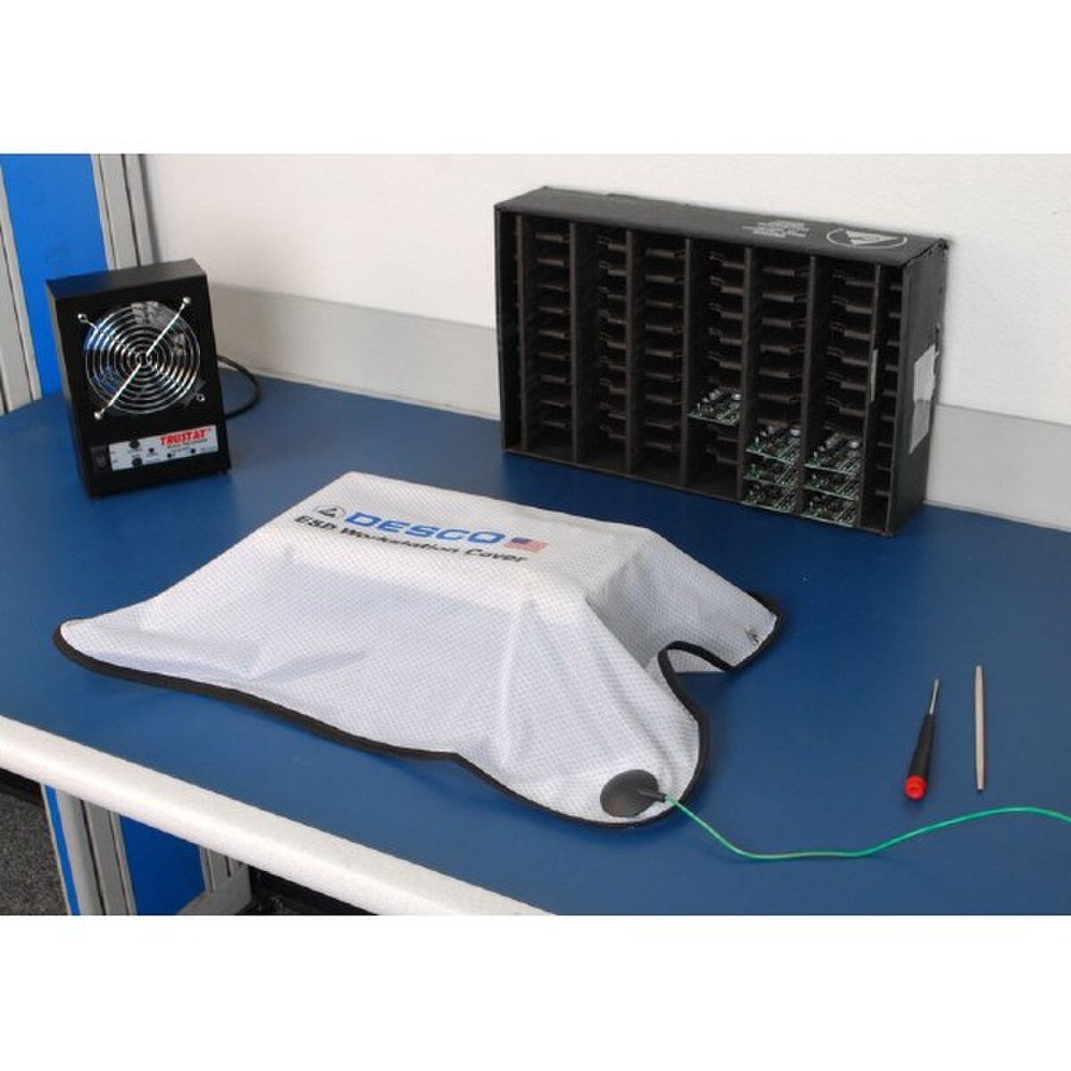 Desco 41400 ESD Cloth Workstation C
