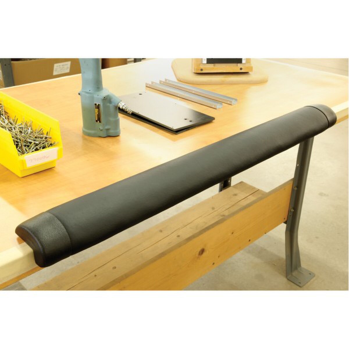 BM36 computer armrest