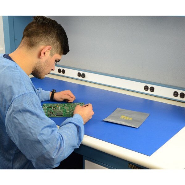 SCS D3735 Dri-Shield 3700 ESD Moist