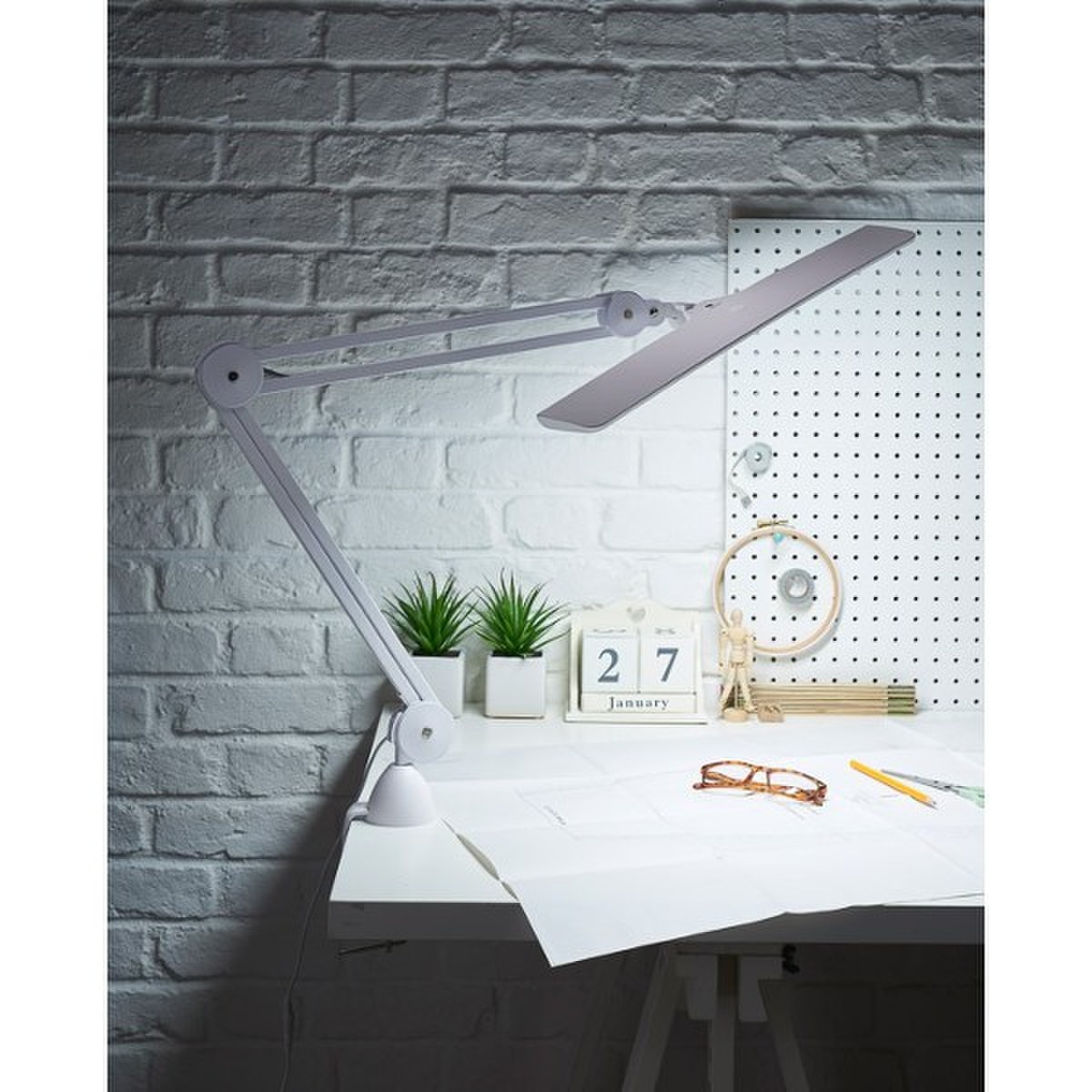 Daylight U35500 Lumi Adjustable LED